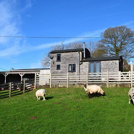 Shepherds Cabin At Titterstone Farden Exterior foto